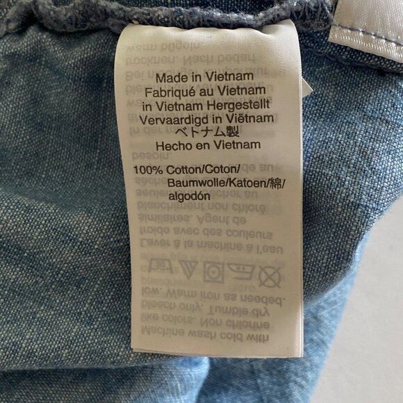 Madewell Women's Chambray Pull-On Shorts. Style L0048. Blue. Size Small - Picture 7 of 12